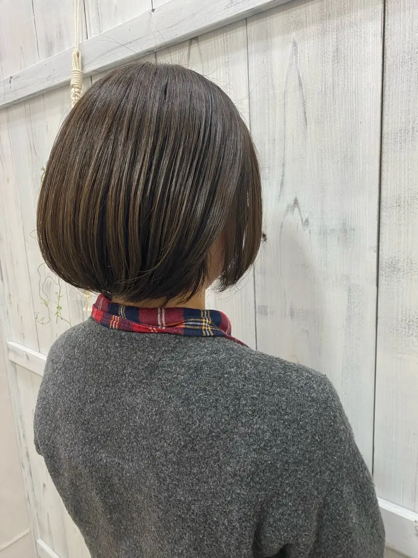 カラー 田中 風音のヘアスタイル