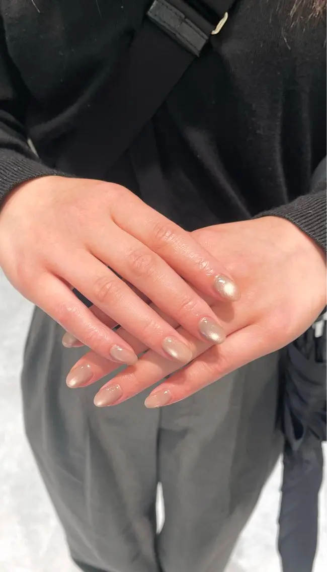 ネイル ハンドネイル VINGT NAIL 馬車道店　鈴木菜月のネイルデザイン