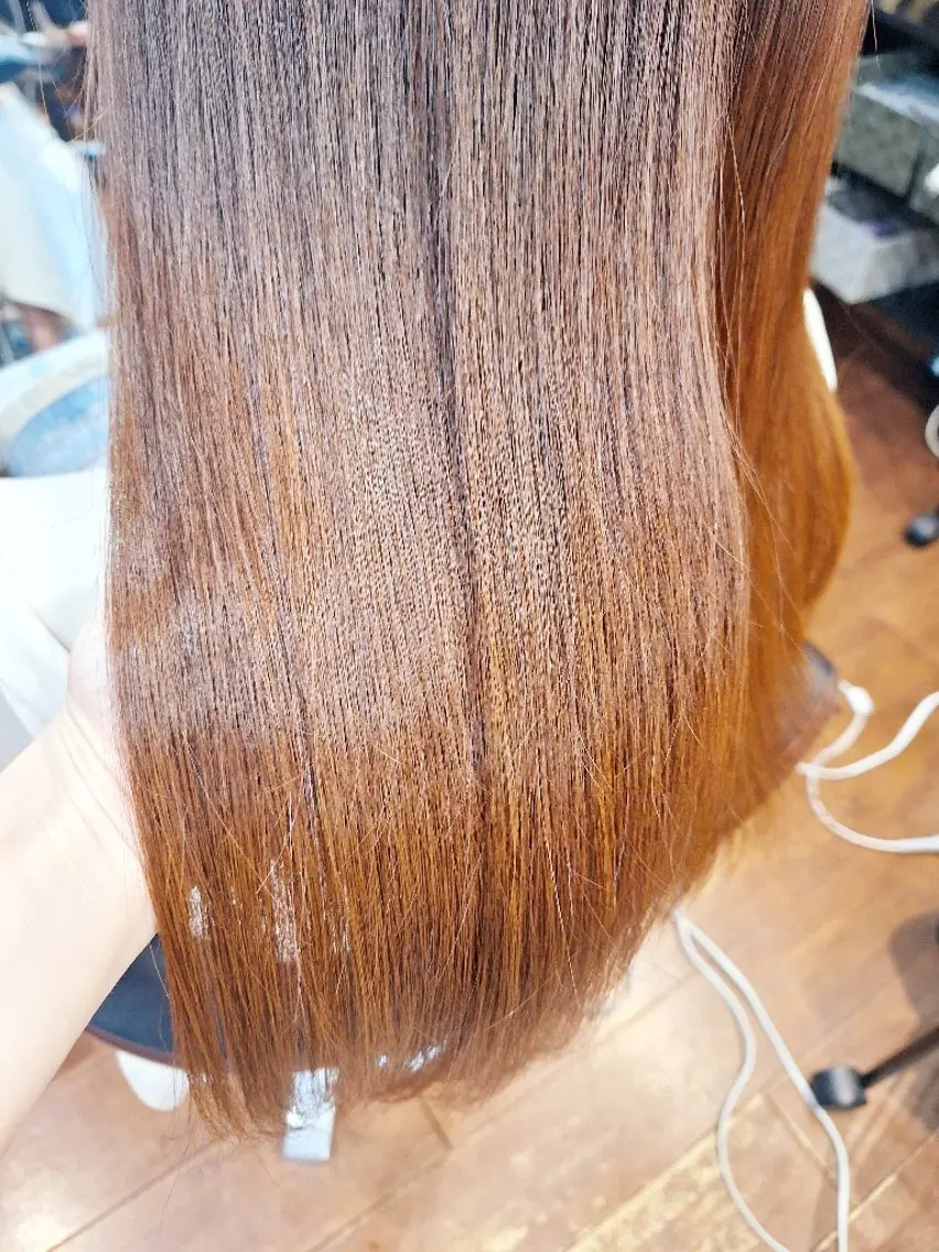 ロング トリートメント 酸熱トリートメント 飯田 仁美のヘアスタイル