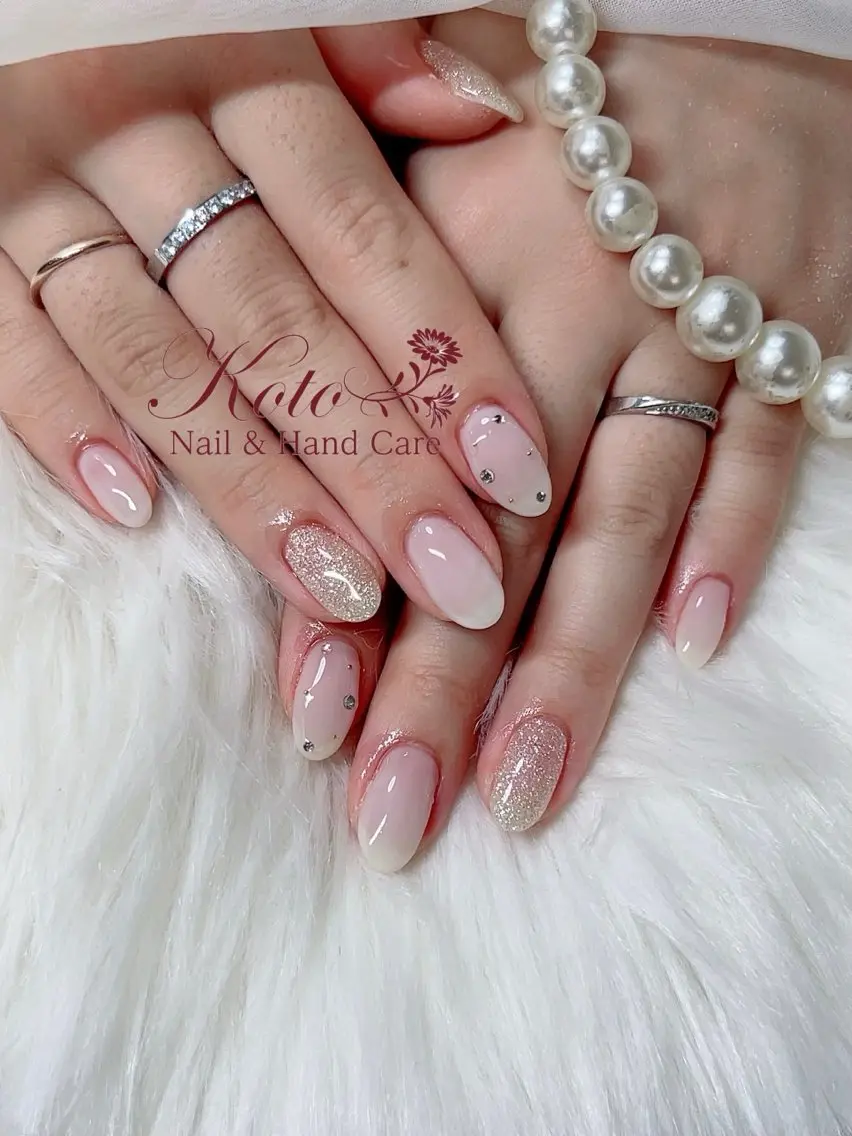 ネイル 長さ出し ジェルネイル 持ち込み ニュアンスネイル 赤色 ハンドネイル Nail Salon KOTOのネイルデザイン