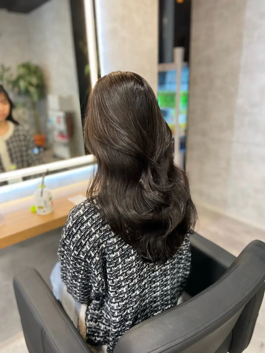 ロング カラー ヘアアレンジ カット ヘアカラー ヘアセット レイヤー×透明感カラ ーHAYATOのヘアスタイル