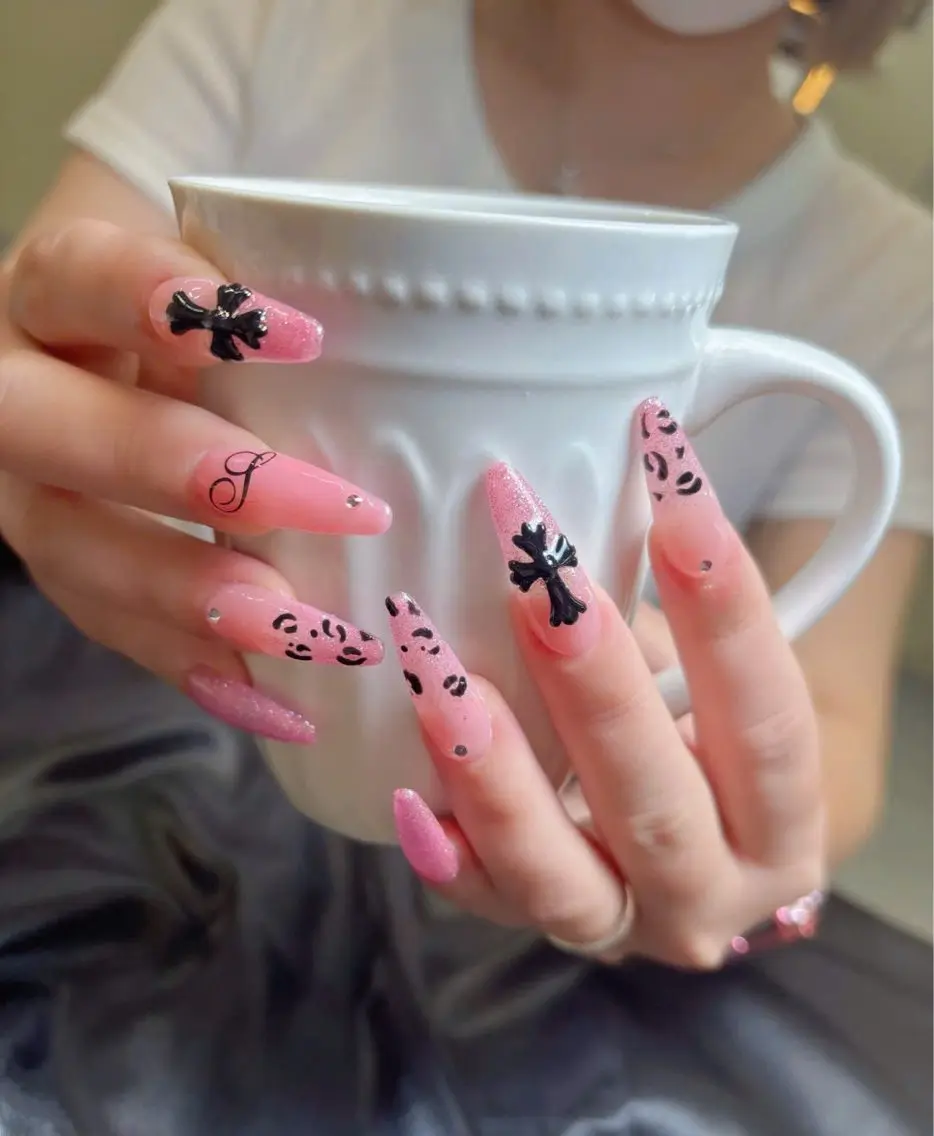 ネイル ハンドネイル Berry Nailsのネイルデザイン