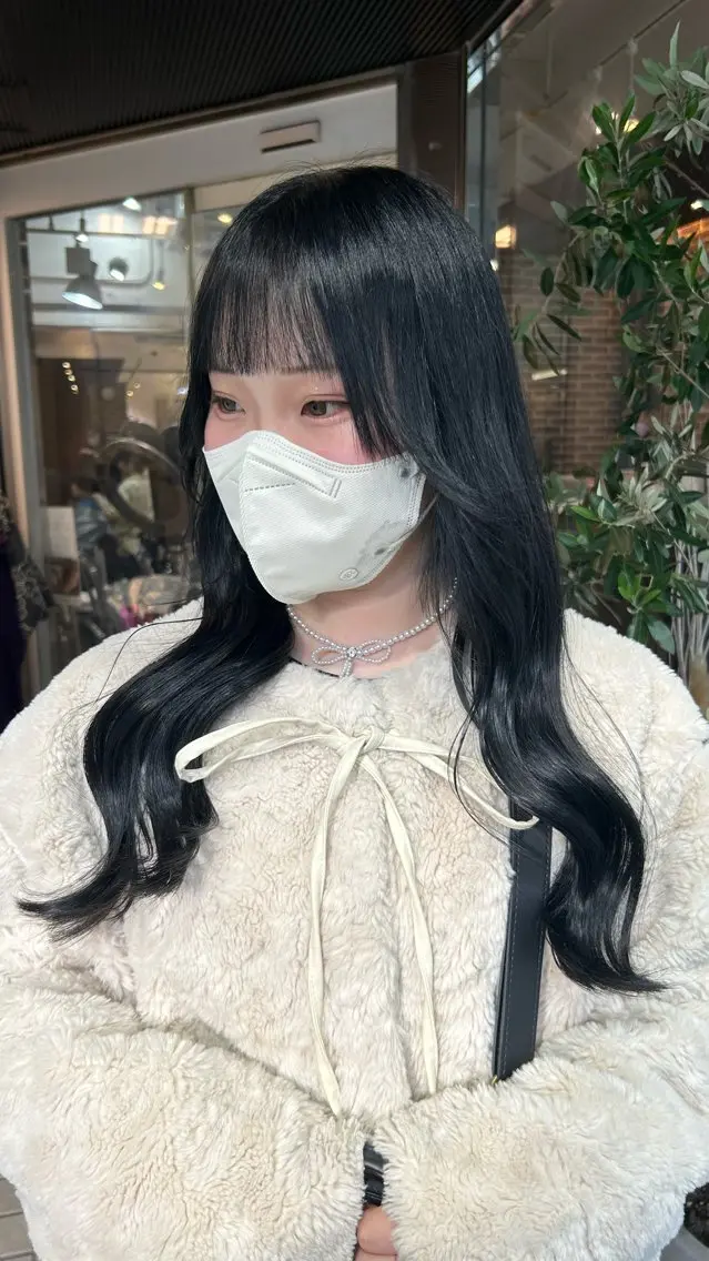 ロング カラー ブリーチ ケアブリーチ ダブルカラー イヤリングカラー ハイトーンカラー ヘアカラー まつげ/ヘア AYAKA🌙のマツエク・マツパデザイン