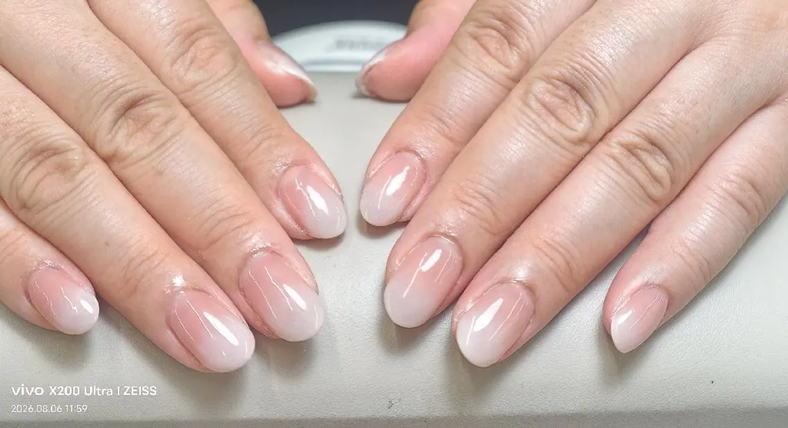 ネイル more  glam 大宮店カナのネイルデザイン