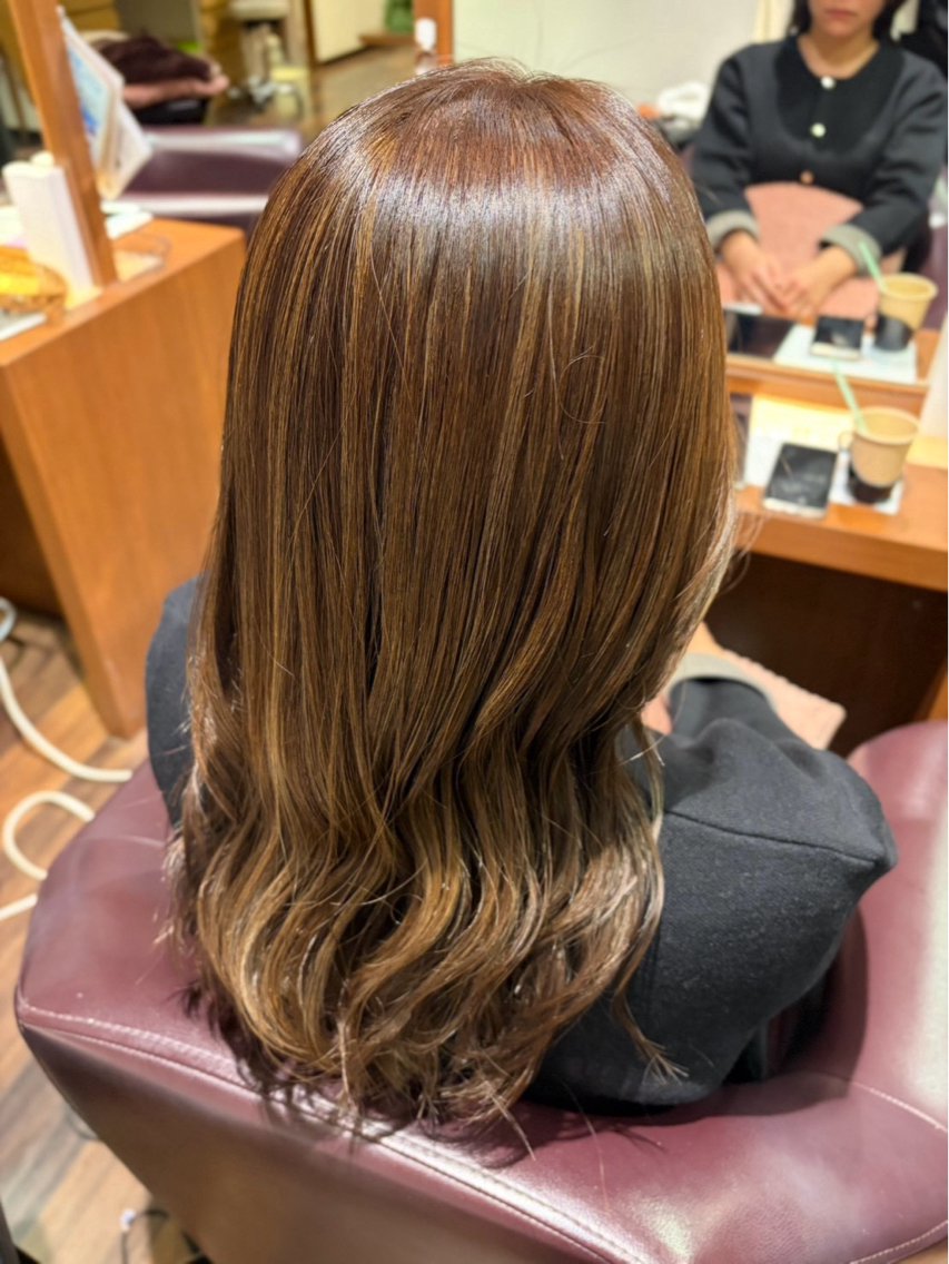 カラー ヤマダ トモナ 🍒🫧‪のヘアスタイル