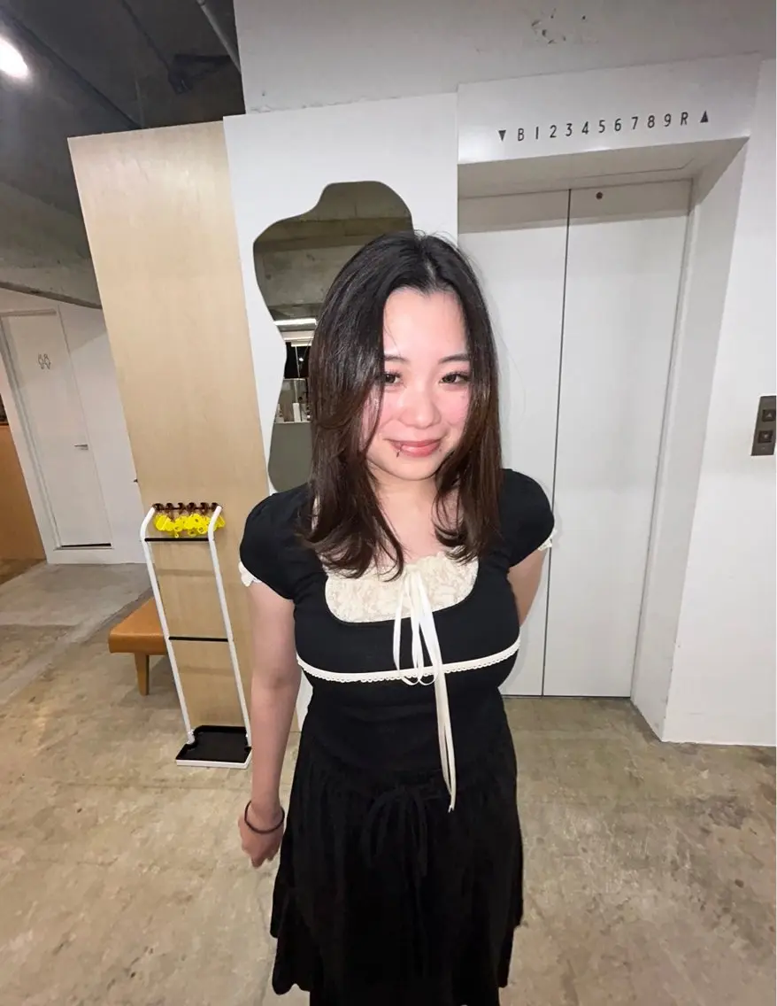 ミディアム トリートメント 湯浅 美玖のヘアスタイル