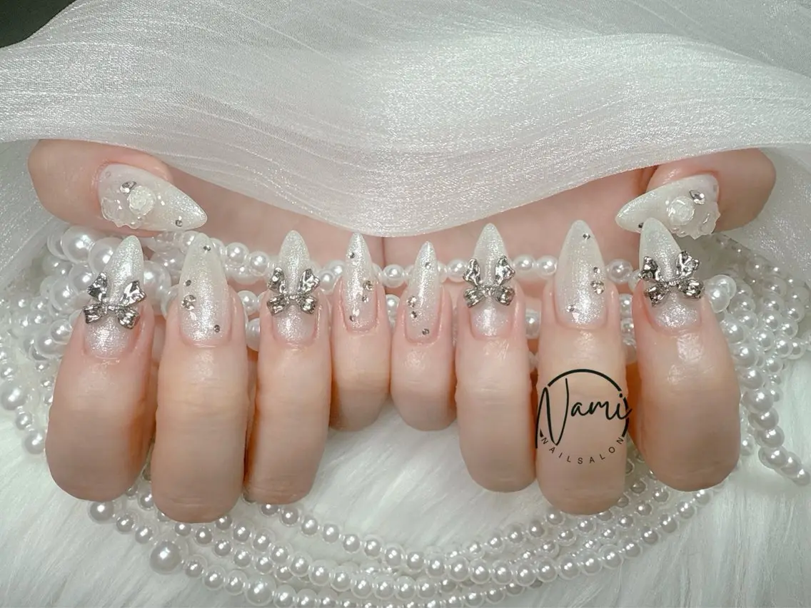 ネイル 長さ出し ガーリー 韓国ネイル ロングネイル 持ち込み Nami nail salonのネイルデザイン