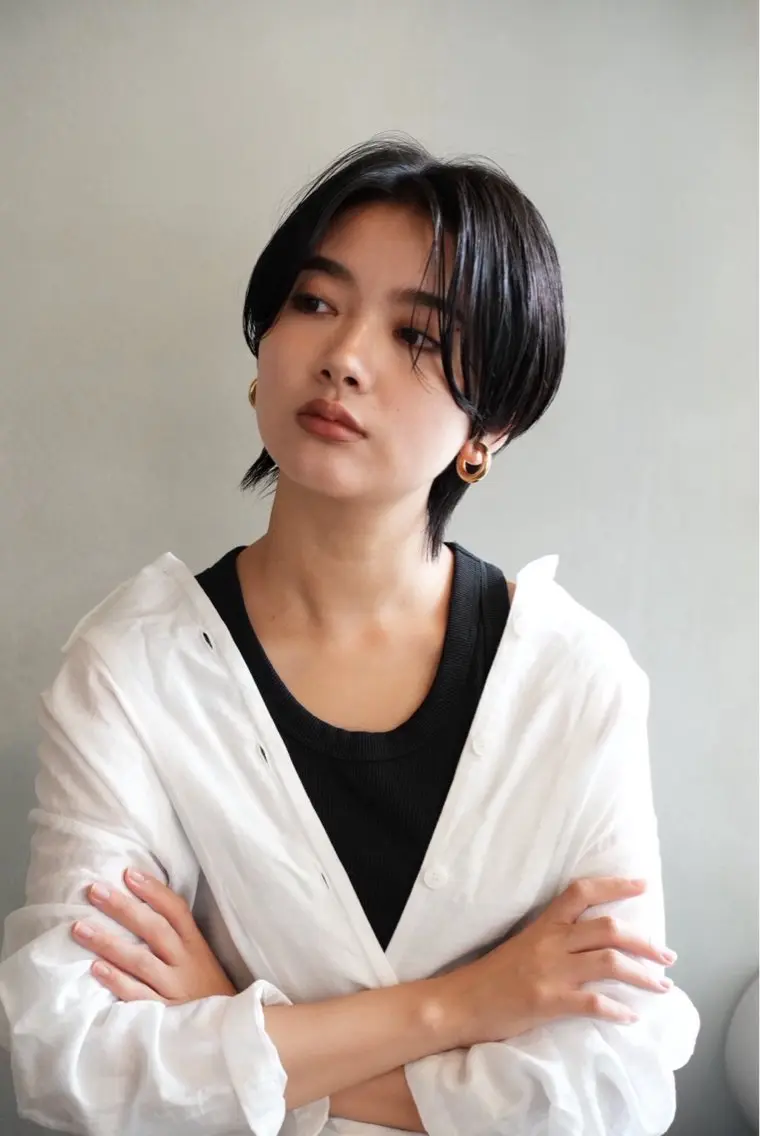 ショート カラー 八幡 空乃のヘアスタイル