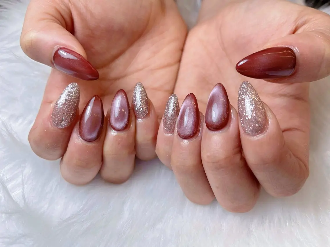 ネイル チークネイル 長さ出し フットネイル 韓国ネイル マグネットネイル Luxe Nailのネイルデザイン