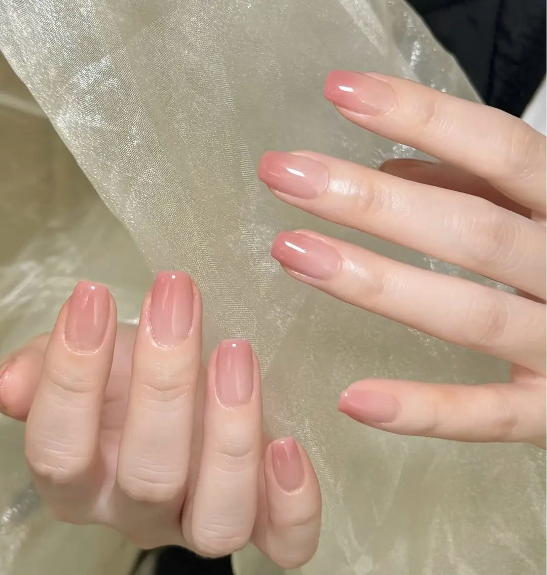 ネイル 半崎 奈美のネイルデザイン