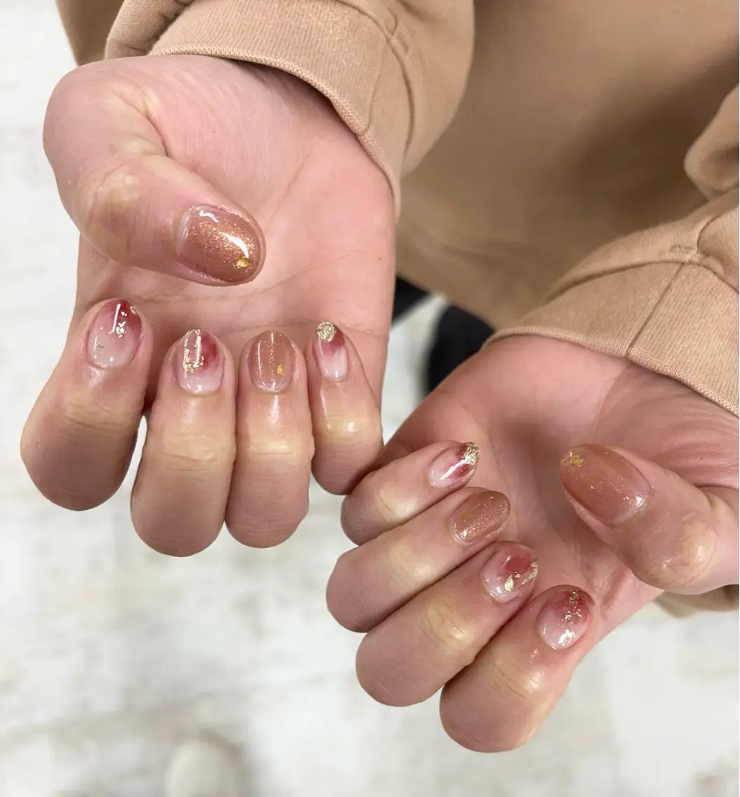 ネイル 持ち込み 吉田 里菜のネイルデザイン