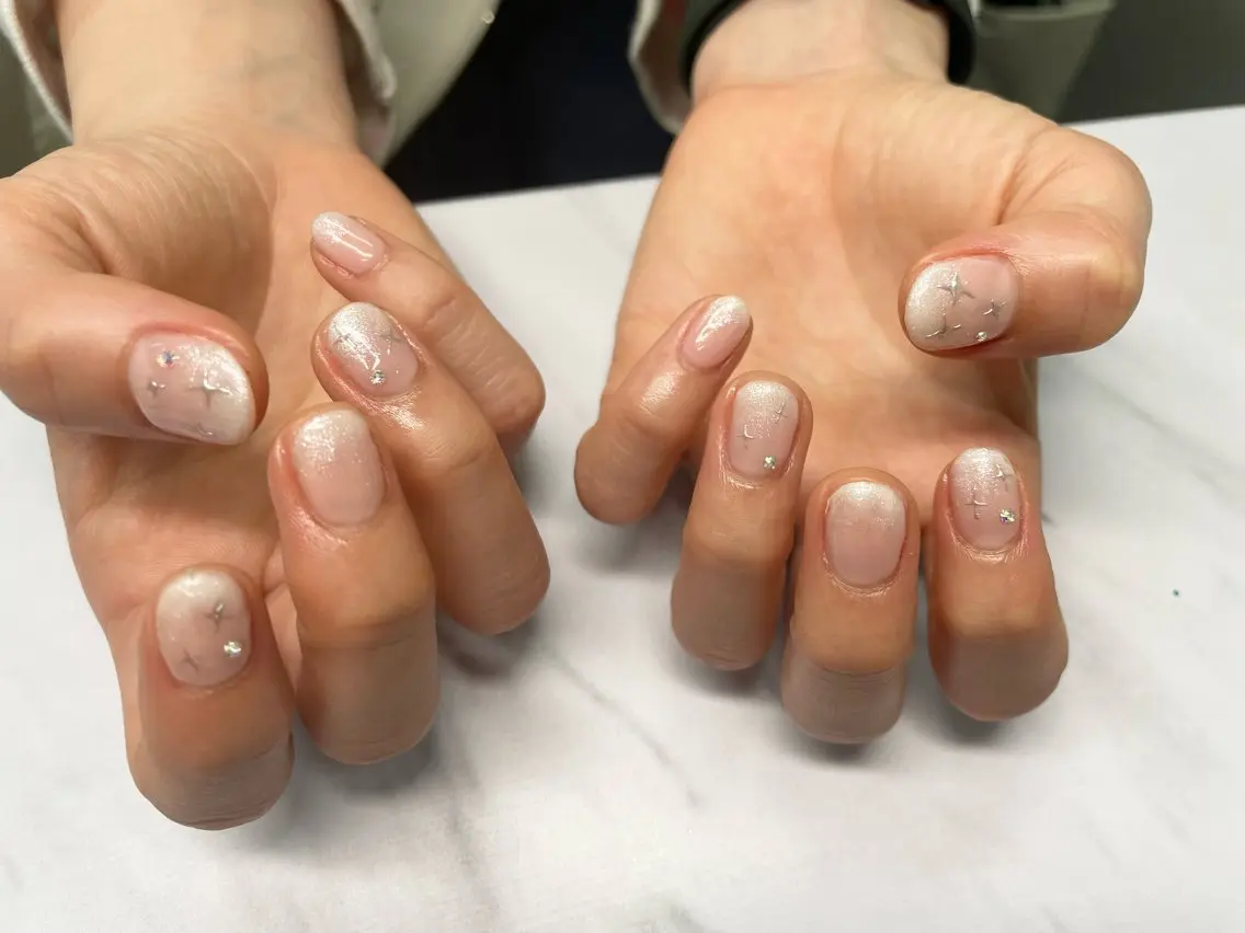 ネイル ハンドネイル 💖𝓜𝓲𝓸 /7月予約受付中💖のネイルデザイン