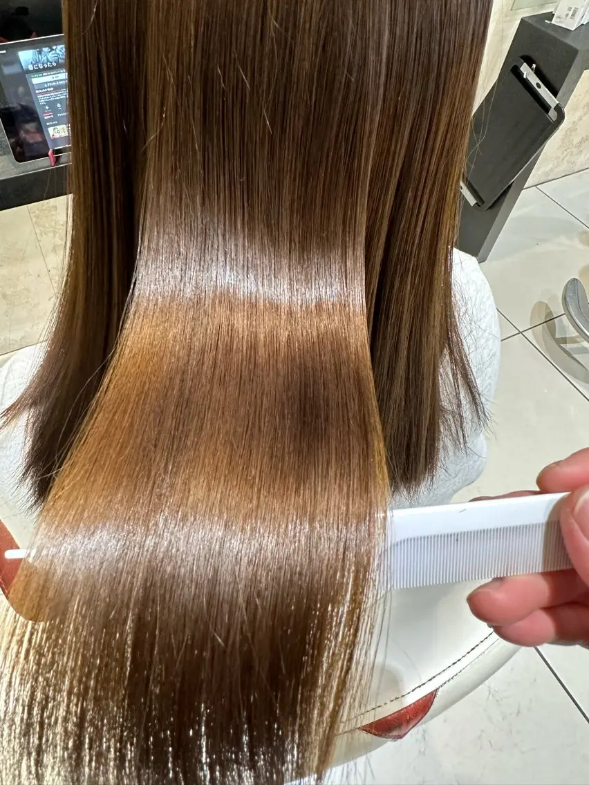 ミディアム カット 縮毛矯正 ★糀谷 敬大のヘアスタイル