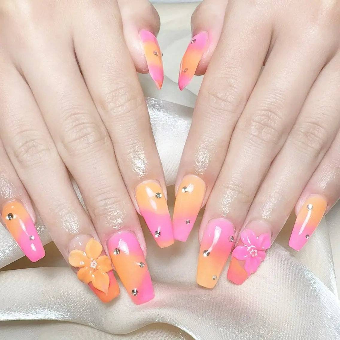 ネイル ハンドネイル NAILサロン 木にいるのネイルデザイン