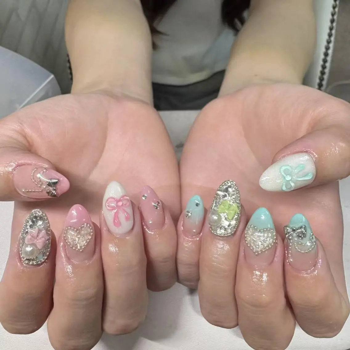 ネイル 長さ出し/フィルイン Chiaraのネイルデザイン