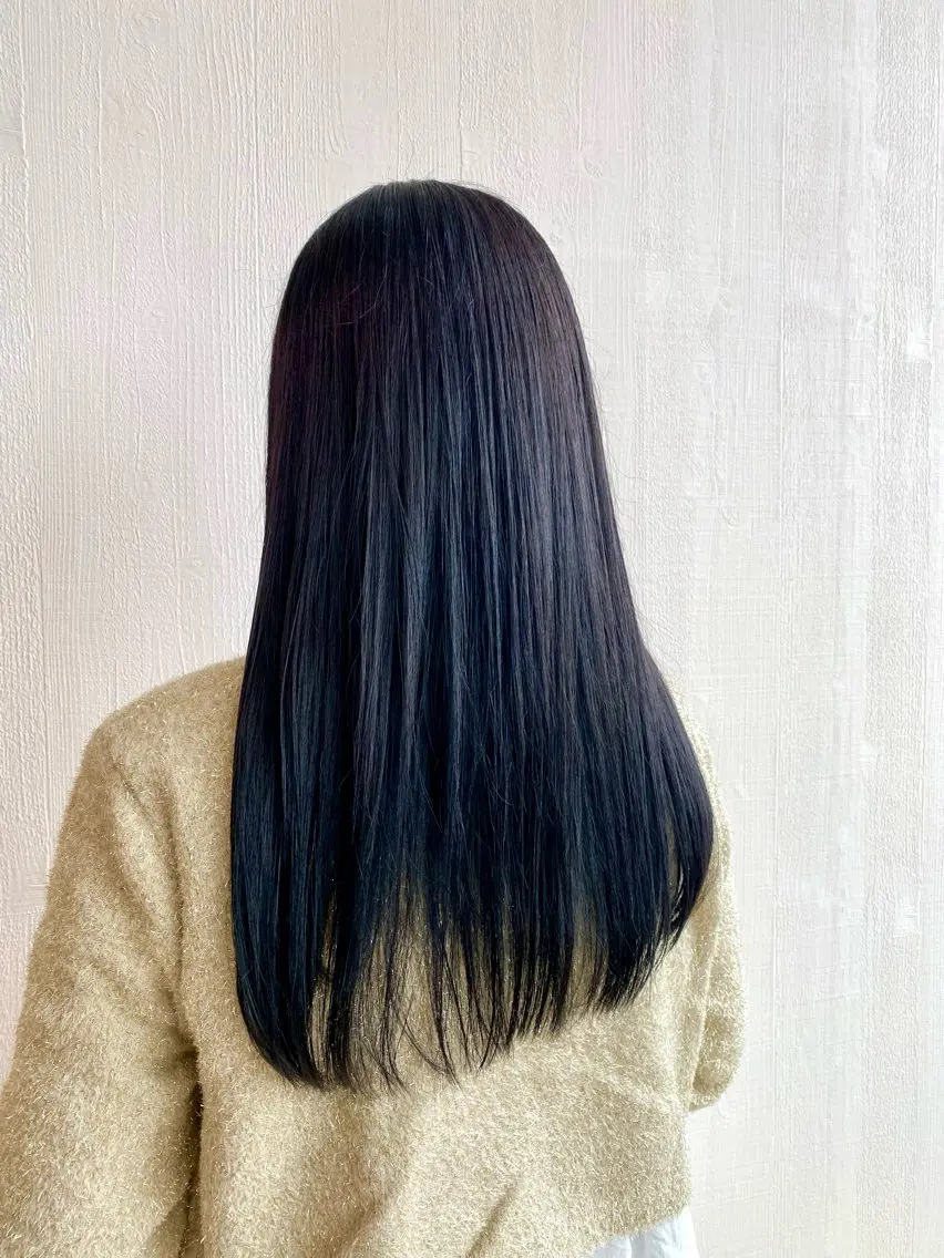ロング カラー 透明感カラー バイオレットカラー ヘアカラー 佐藤 森夏のヘアスタイル
