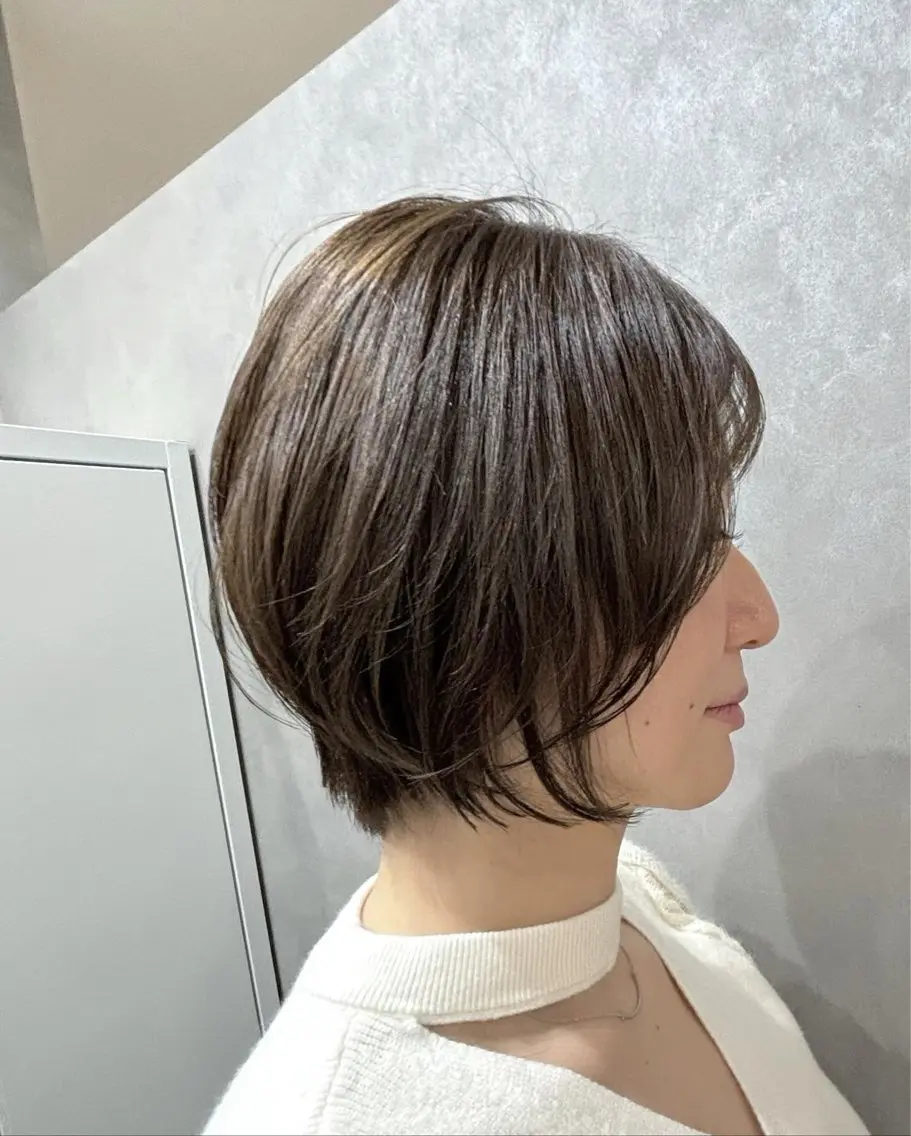 ショート カット ヘアカラー トリートメント 大人かわいい×艶髪 🤍塩川のヘアスタイル