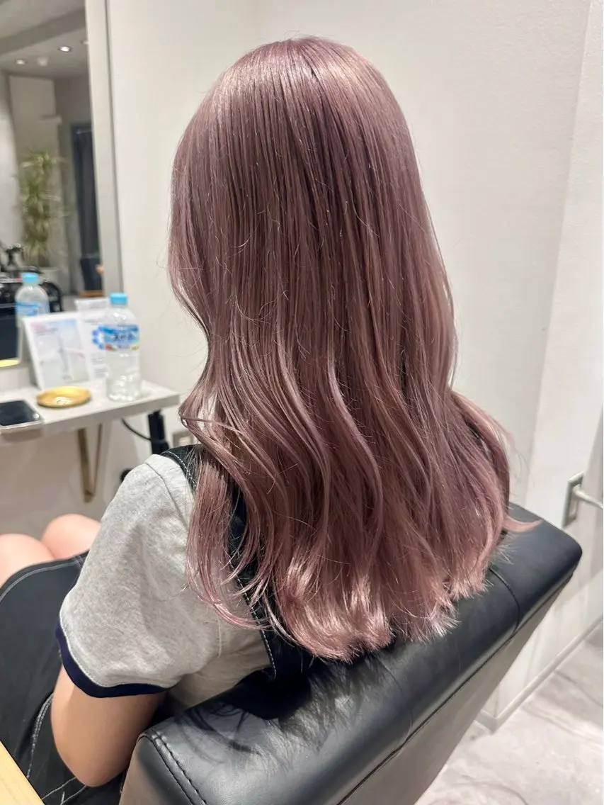 💫ご新規様限定クーポン💫カット+馴染むハイトーンカラー+プチトリートメント(ブリーチ込み)の写真