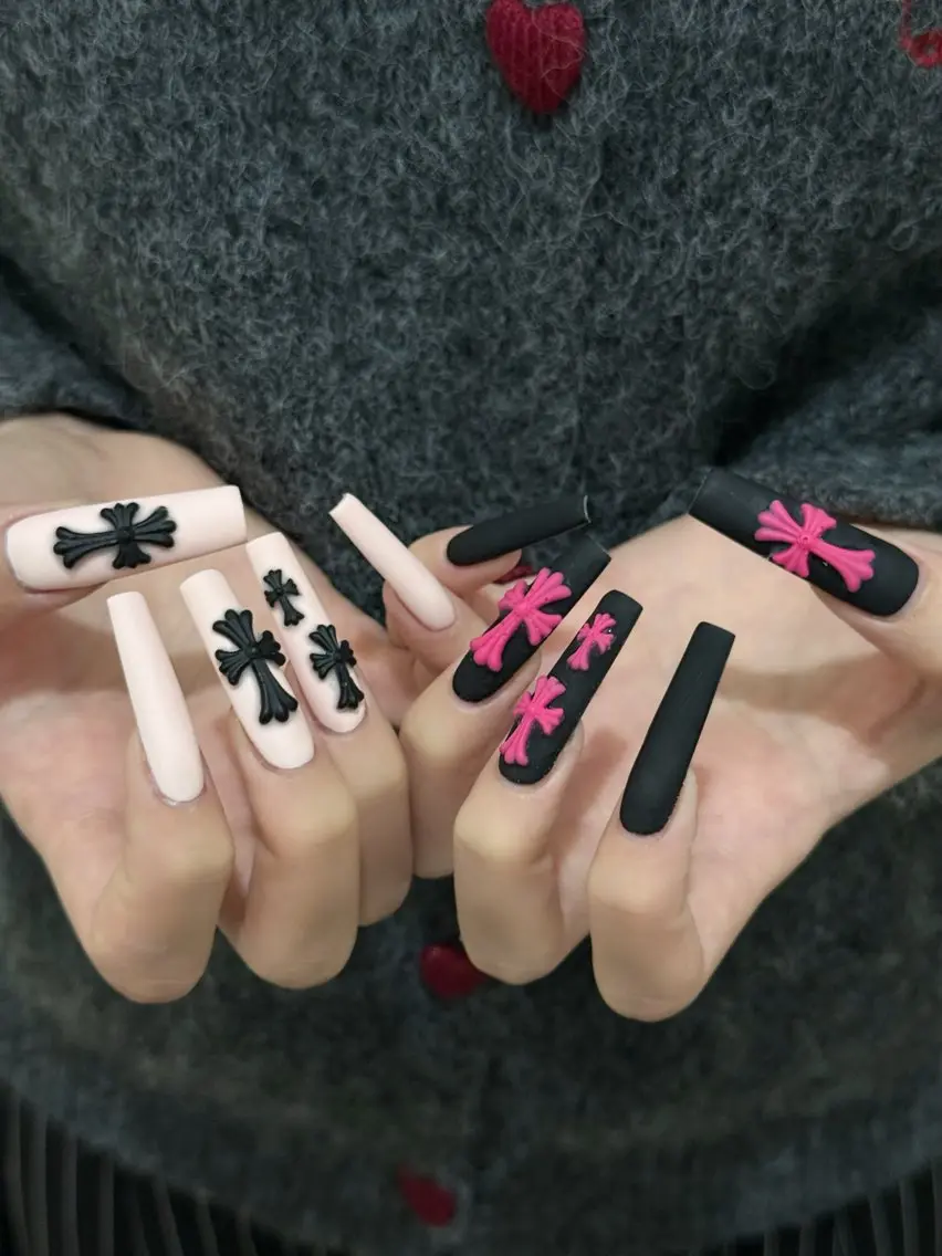 ネイル オーロラネイル ボルドー ブラウン 氷ネイル・うるうるネイル キラキラネイル ハンドネイル Julli NailStudioのネイルデザイン