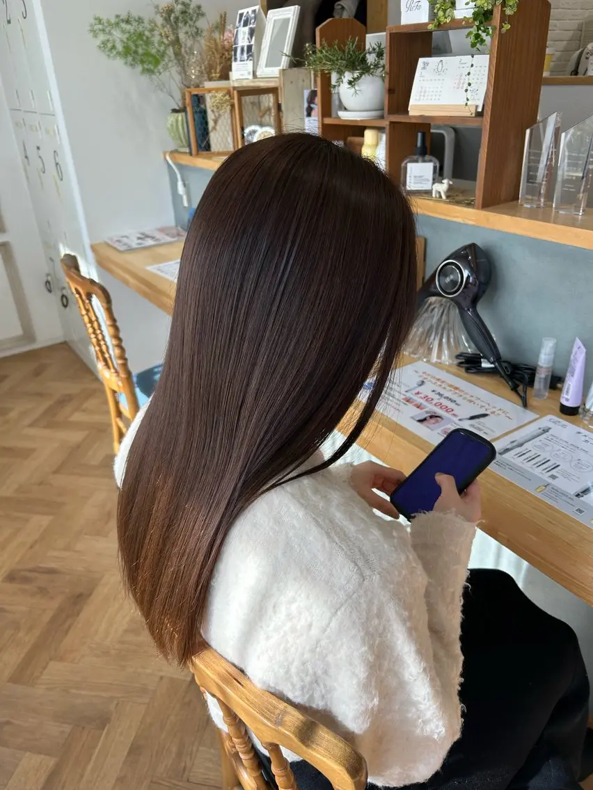 セミロング カット ヘアカラー merc.🌿 友藤鮎那のヘアスタイル