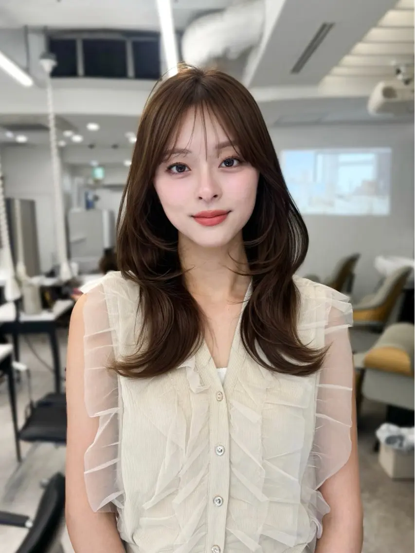 セミロング カラー 韓国ヘア♡ 顔まわりカットayaのヘアスタイル