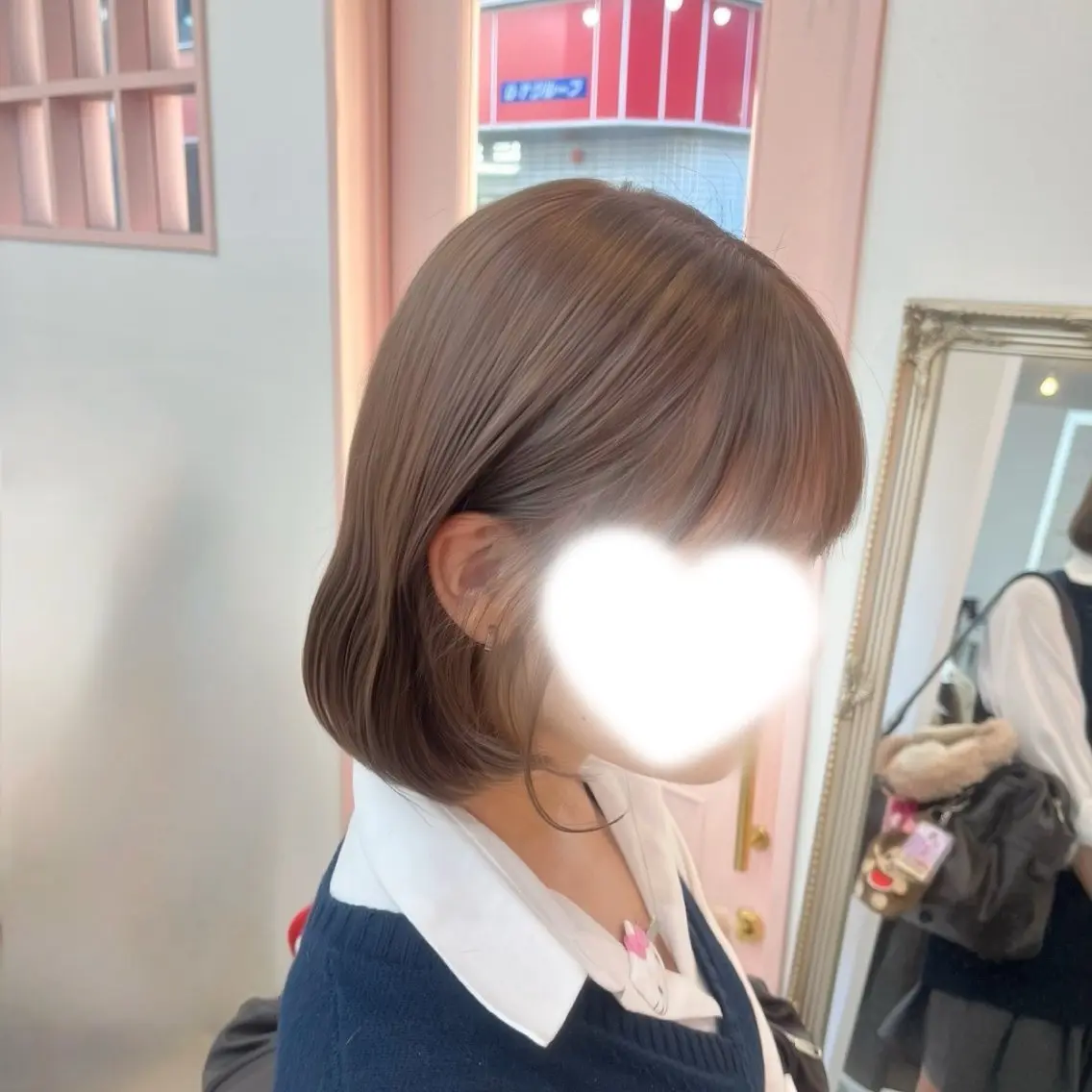 ショート カラー ブリーチ カット ヘアカラー トリートメント ronmuu／ shizukuのヘアスタイル