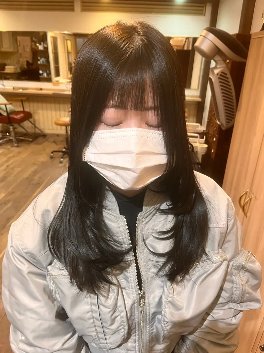 ロング 顔周りカット レイヤーカット 臺 佳連のヘアスタイル