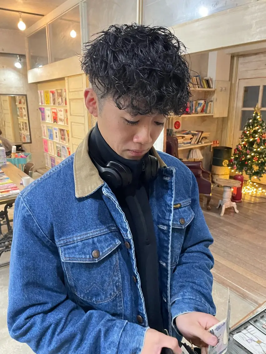 パーマ メンズ カット パーマ メンズ特化美容師 ハスイルイのヘアスタイル