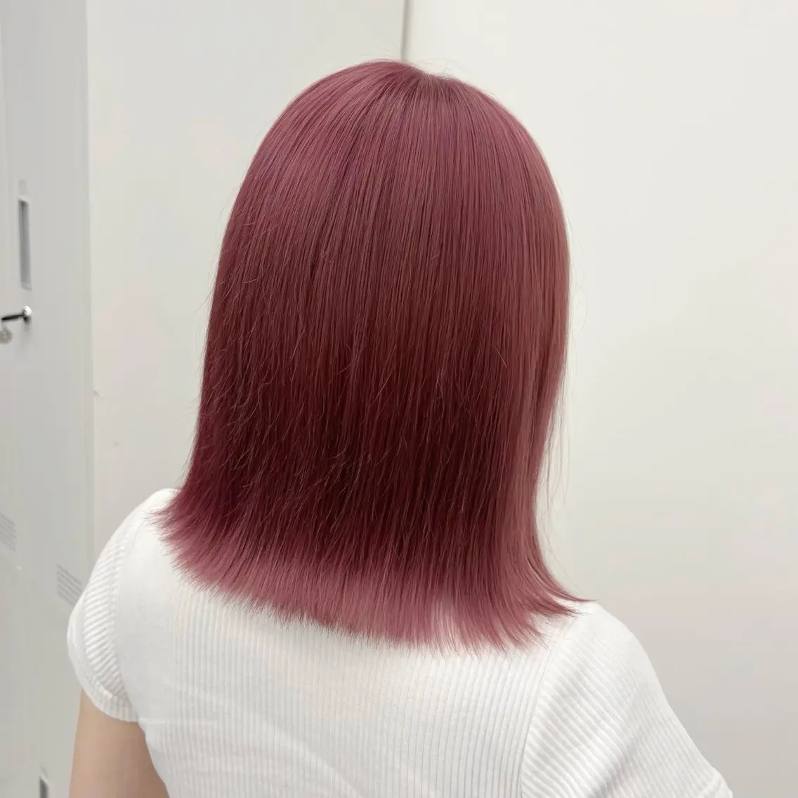 ミディアム カラー ピンクカラー ヘアカラー 🎀ハイトーン🎀 ケアブリーチmikuのヘアスタイル