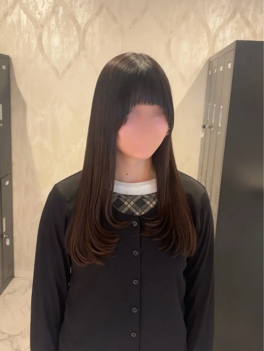 ロング レイヤーカット ローレイヤー バッサリカット募集中 星川まお𝜗𝜚のヘアスタイル