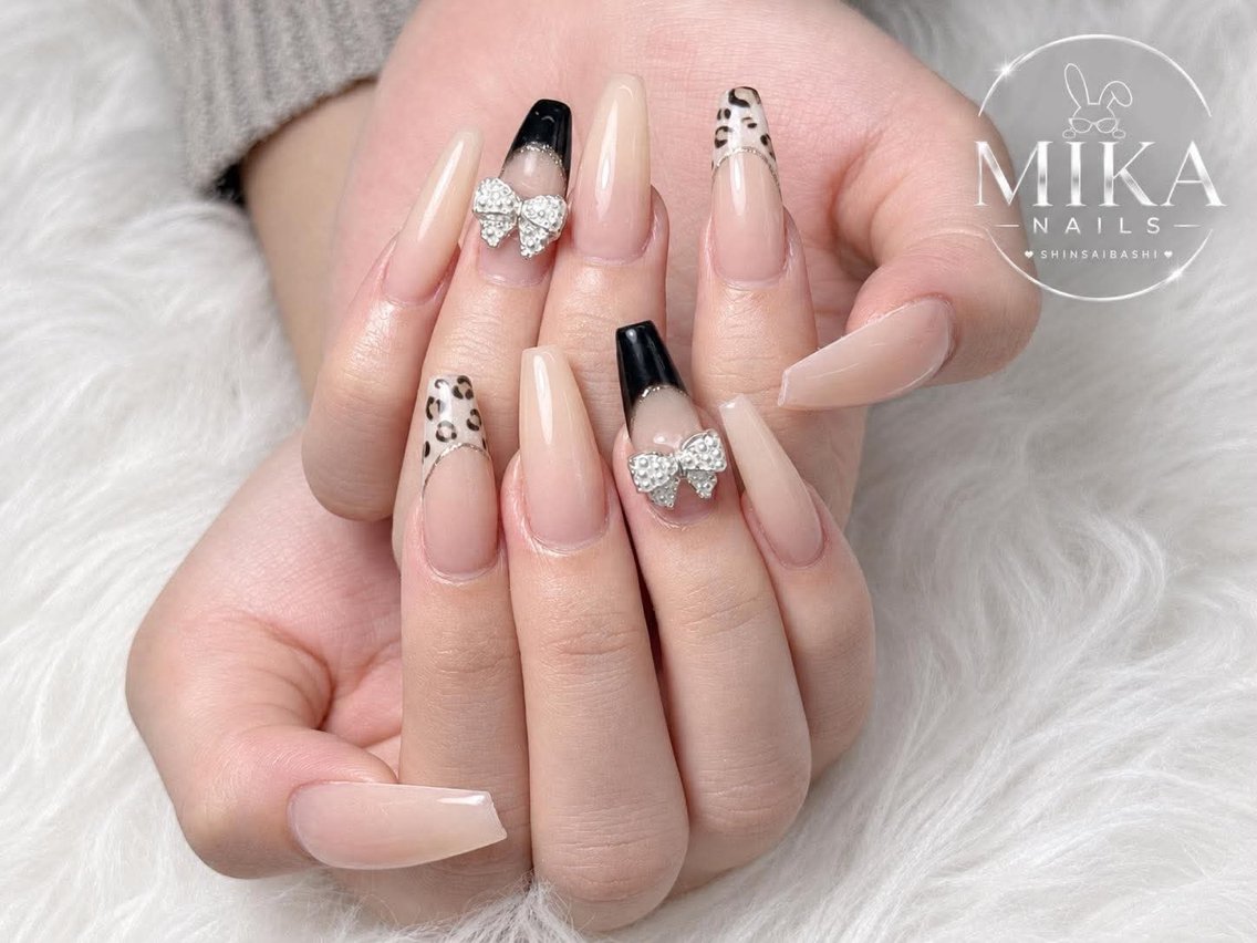 ネイル アートネイル チークネイル ドット フットネイル フレンチネイル ハンドネイル KIMU MIKA.NAILのネイルデザイン