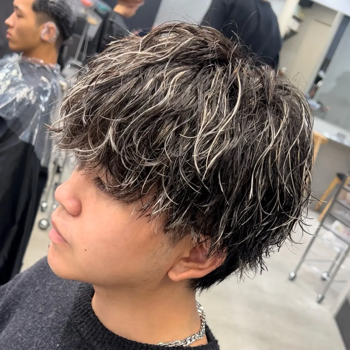 ミディアム カラー ヘアアレンジ メンズ fifth 石川 凪のヘアスタイル