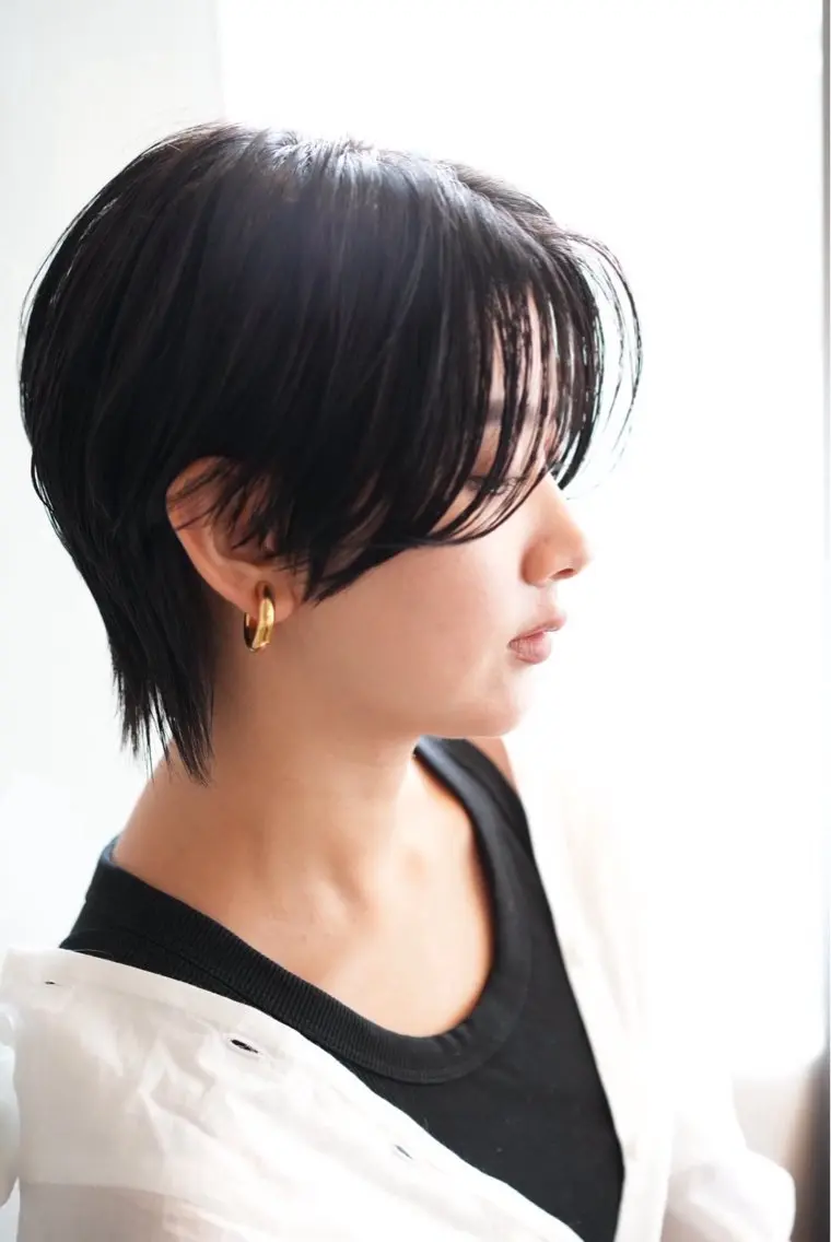 ショート カラー 八幡 空乃のヘアスタイル