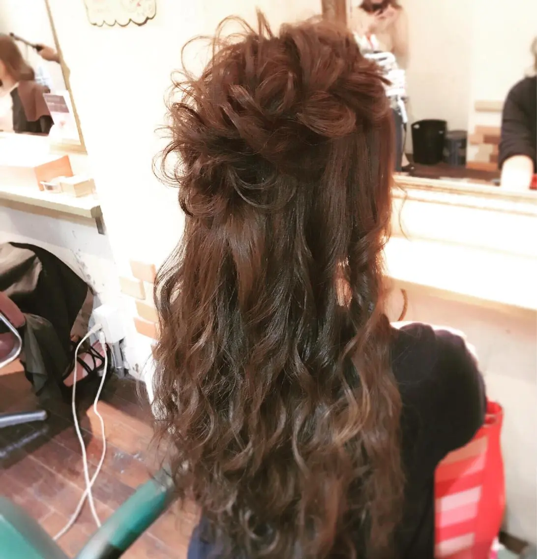 ロング 【カメレオン】 上村 祥子のヘアスタイル