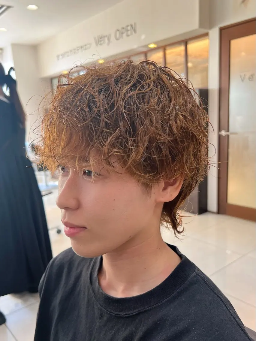 パーマ メンズ メンズパーマ カット パーマ 草薙メンズ縮毛矯正 💫緒方美柚のヘアスタイル