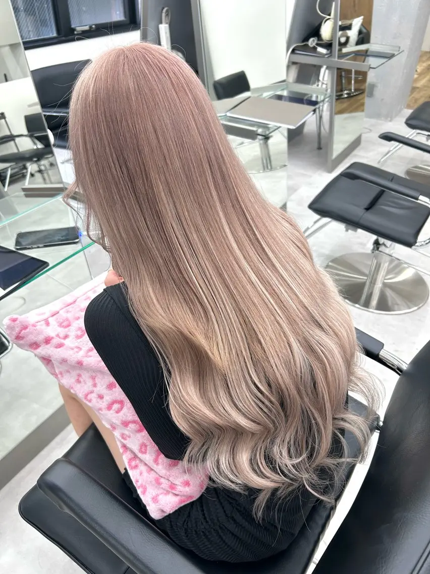 ロング カラー シールエクステ ブリーチ ハイトーンカラー ピンクカラー エクステ ヘアカラー エクステ 横浜ハイトーン‪ エクステ/あやかのヘアスタイル