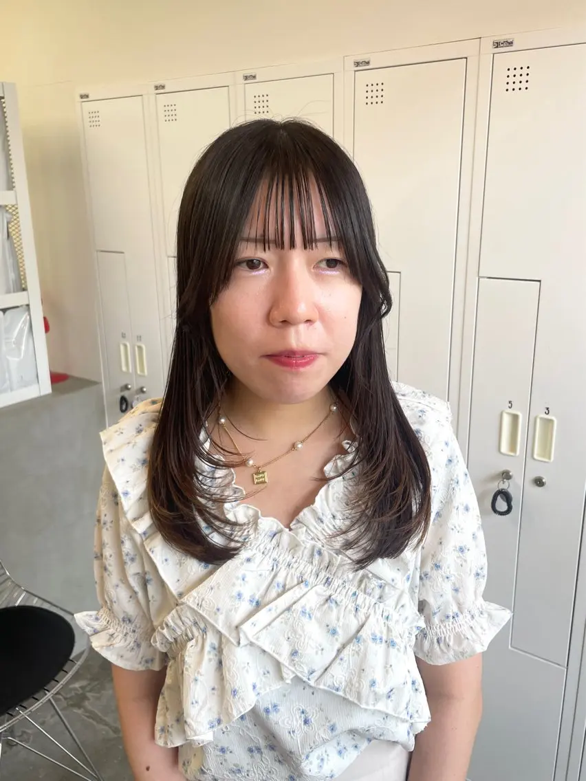 ミディアム 加藤 里咲のヘアスタイル