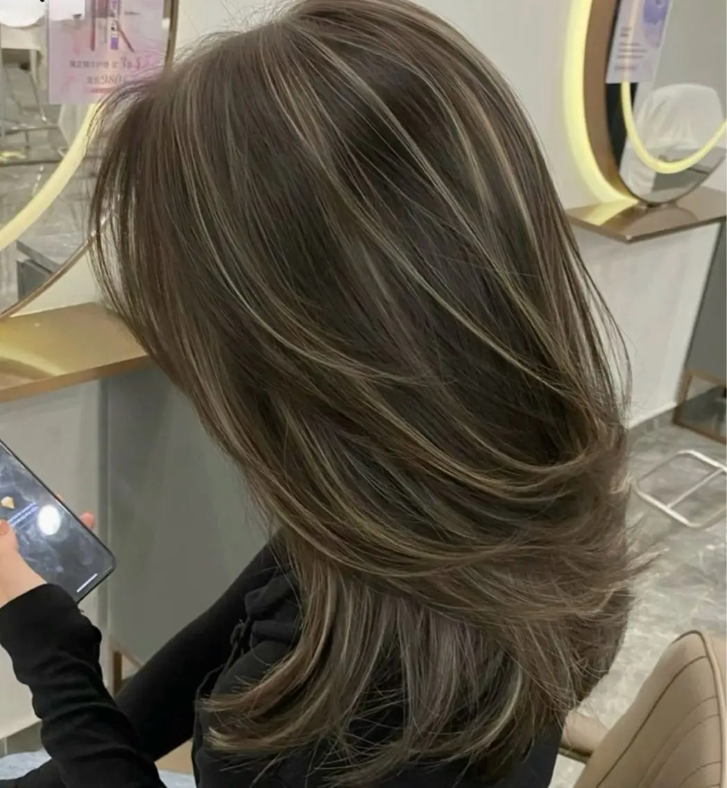 ロング ヘアカラー YOLO 渋谷 kona🌺のヘアスタイル