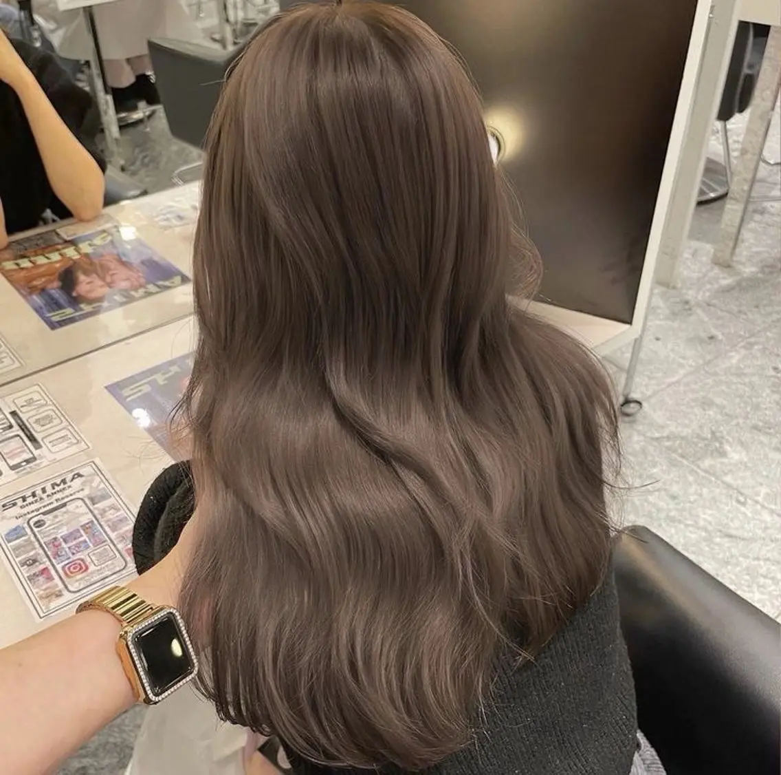 ロング カラー グレージュ オリーブグレージュ オリーブグレー IENA髪質改善 honokaのヘアスタイル