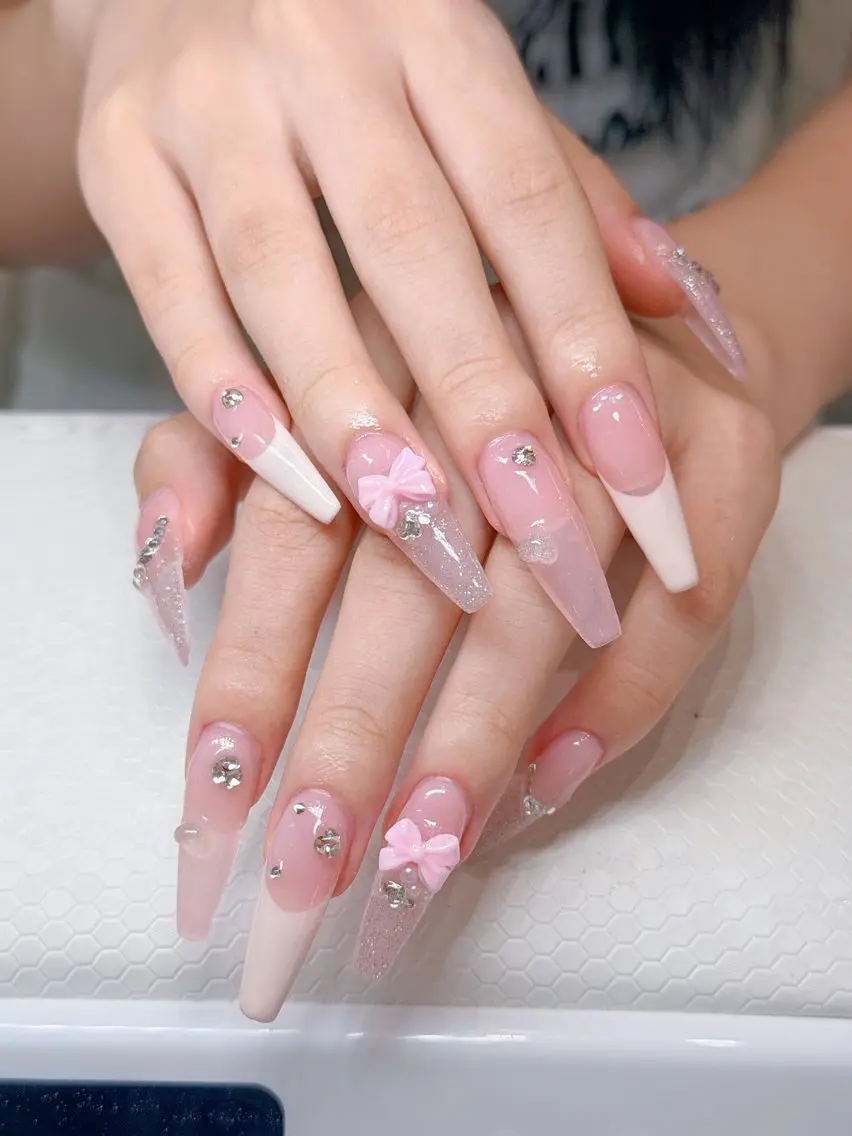 カラー RUBY NAIL& BEAUTY SPAのネイルデザイン
