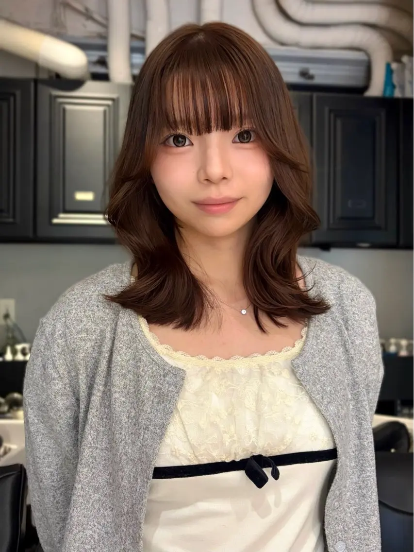 ミディアム カット レイヤー/ネイル COCOROのヘアスタイル