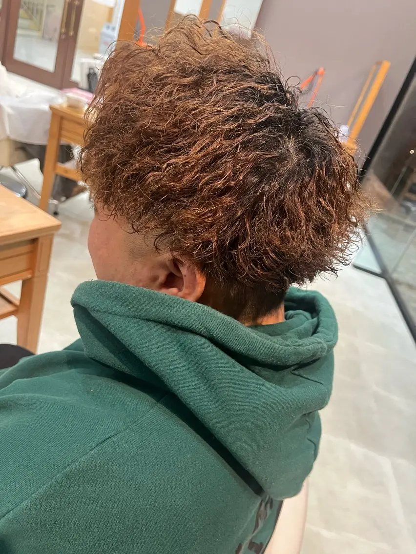 ショート カット ヘアカラー メンズ特化✨パーマス タイル大得意安田海斗のヘアスタイル