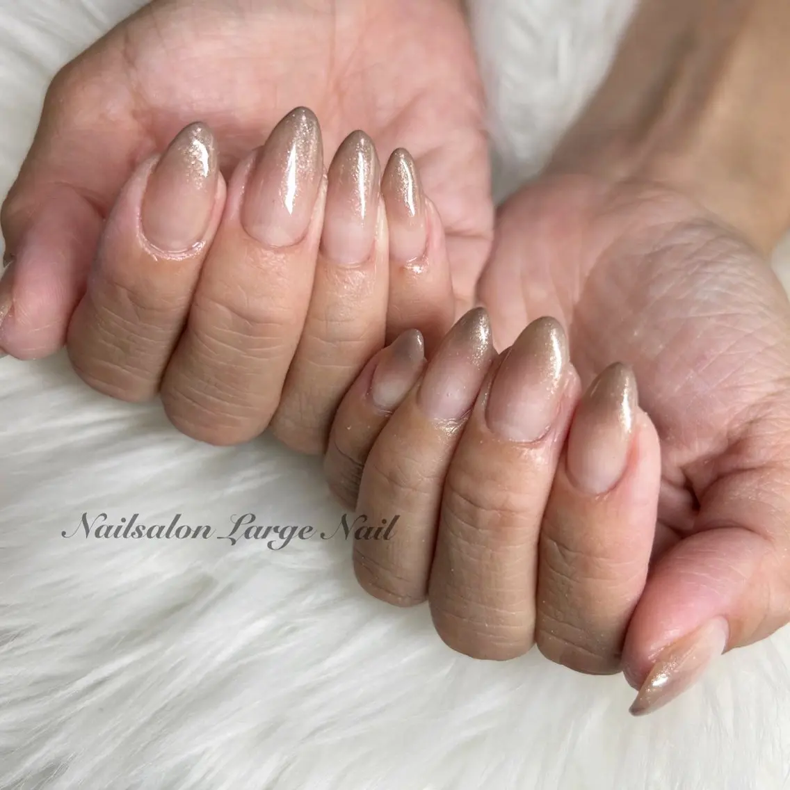 ミディアム ハンドネイル Large Nailのネイルデザイン