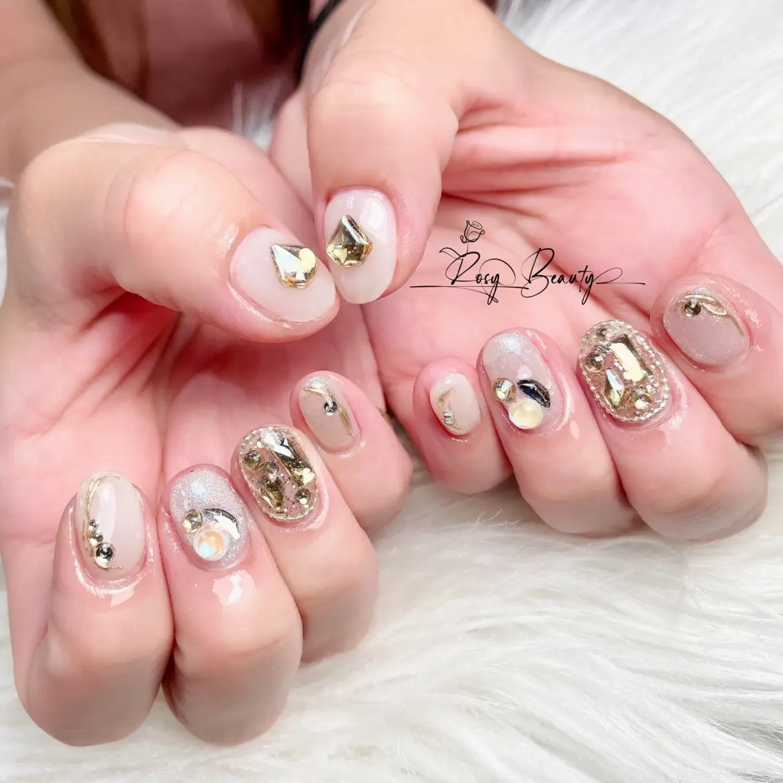 ネイル ハンドネイル RosyBeauty Salonのネイルデザイン