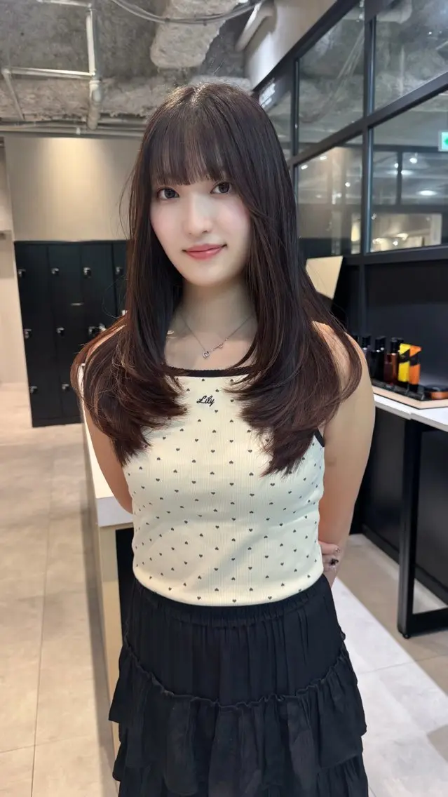 セミロング レイヤーカット 小田 晃瑛のヘアスタイル