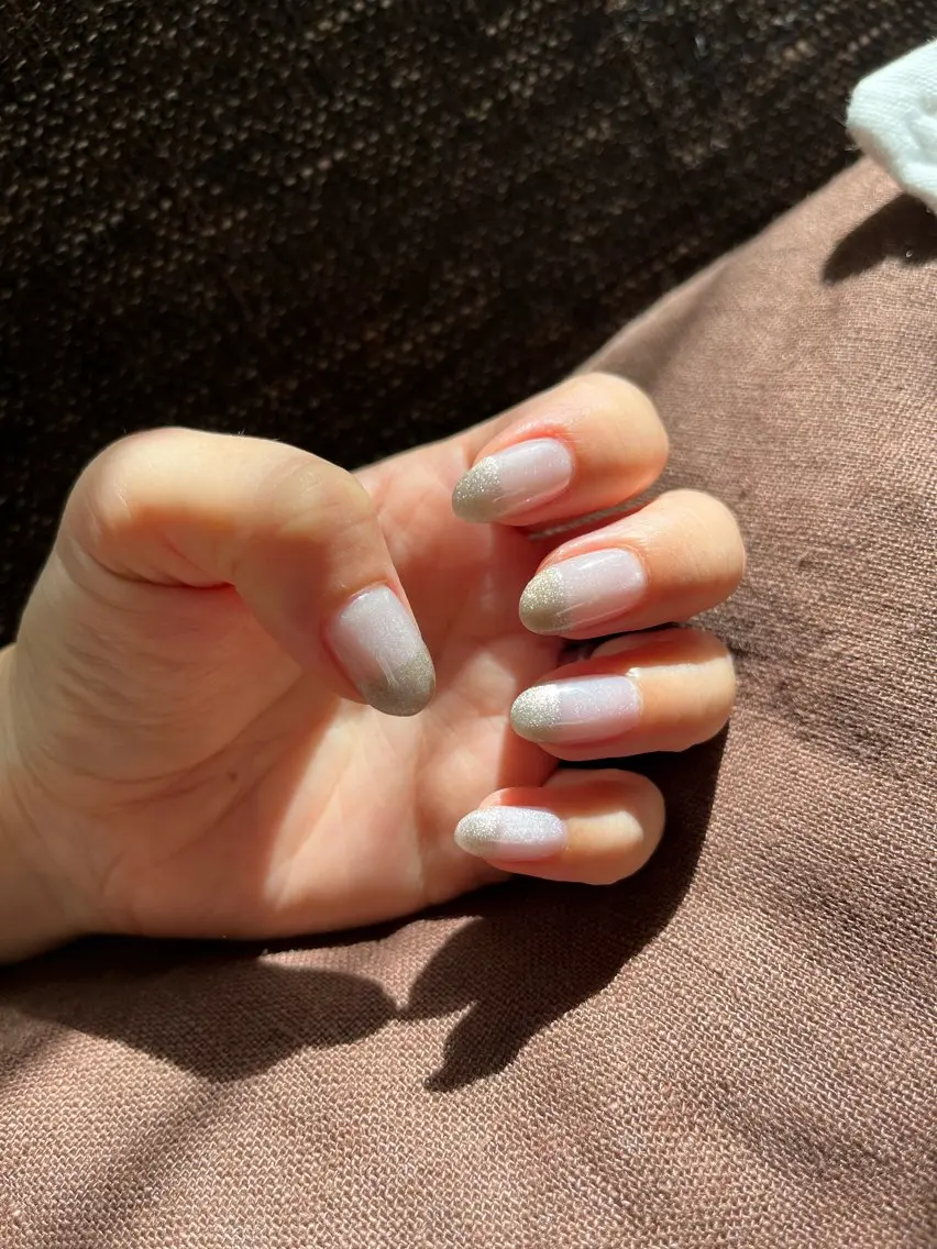 ネイル フレンチネイル マグネットネイル 冬ネイル ハンドネイル miel nailのネイルデザイン