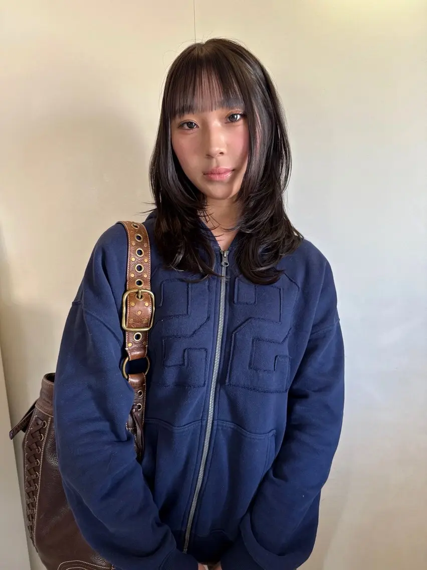ミディアム レイヤーカット レイヤーカット\ウル フ chinatsuのヘアスタイル