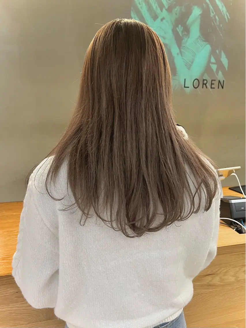 セミロング カット ヘアカラー トリートメント 似合わせレイヤー ＆縮毛矯正のヘアスタイル