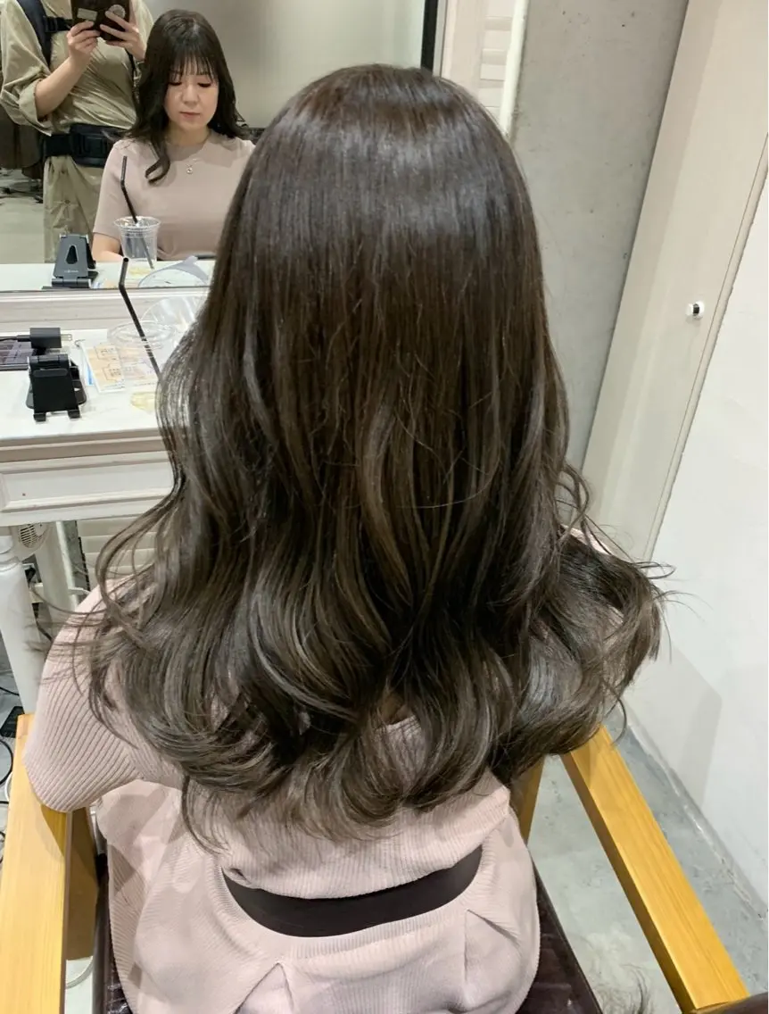ロング ヘアカラー LITTLE _KATOのヘアスタイル