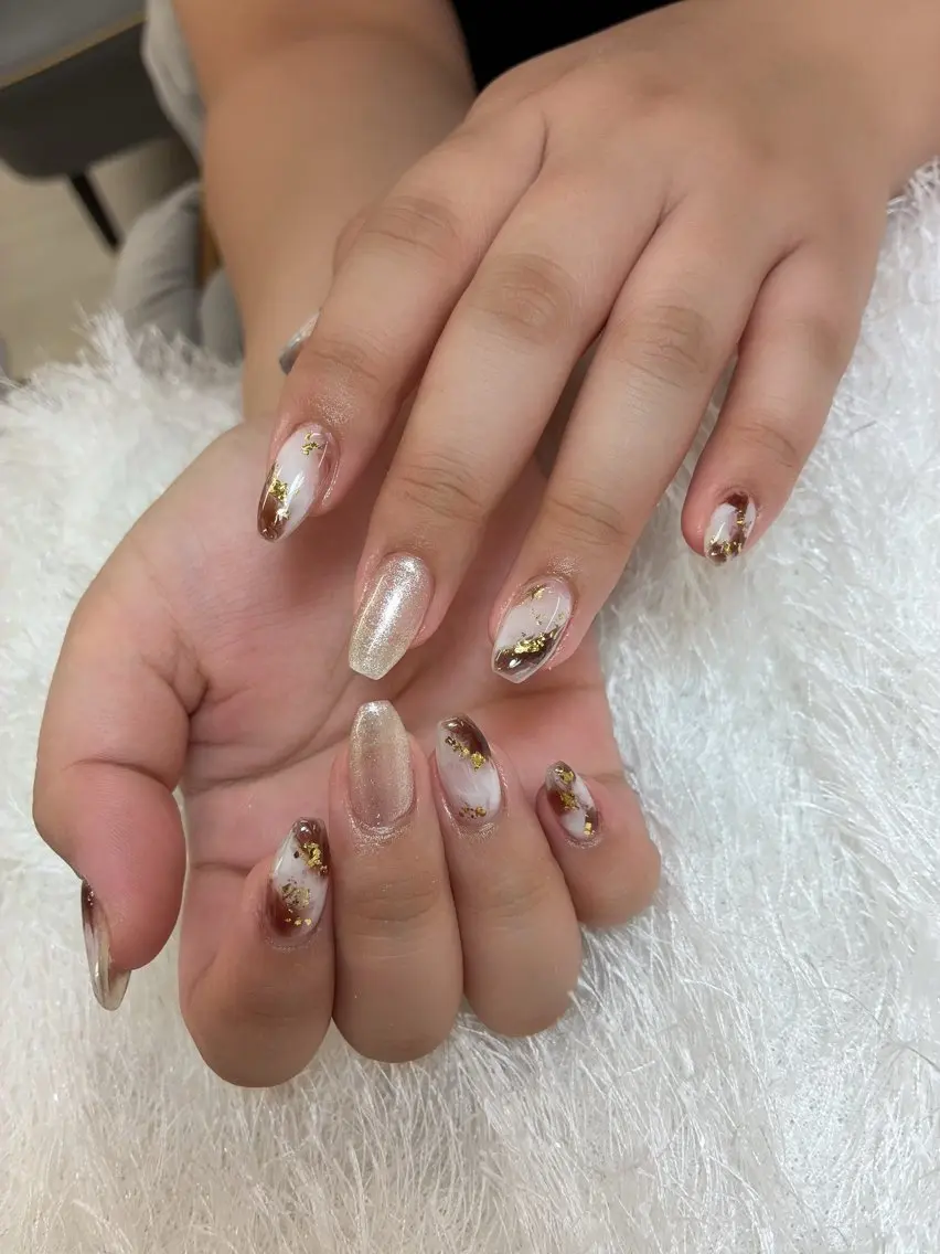 ネイル ハンドネイル 佐藤 依娜のネイルデザイン
